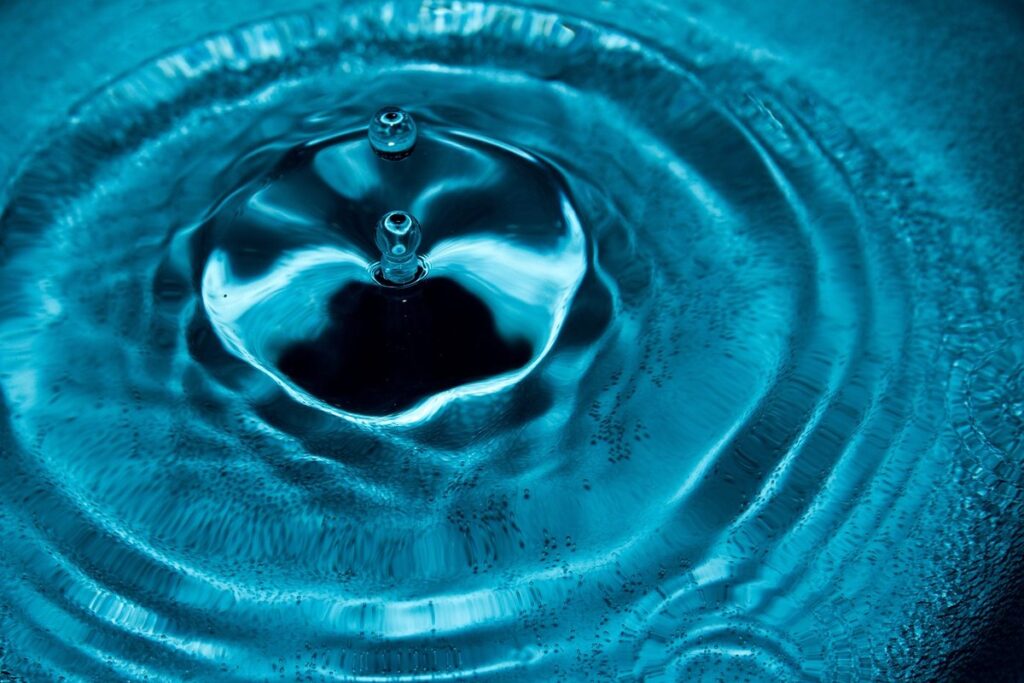 how to stop chicken water from freezing