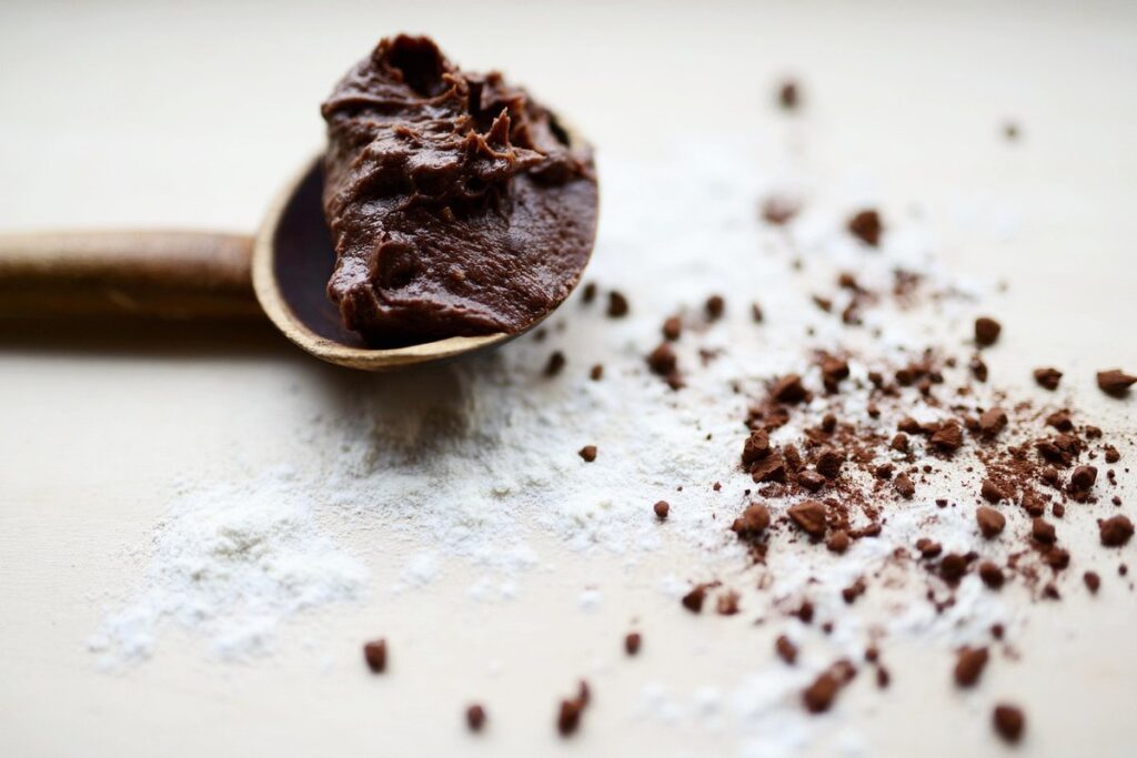 cocoa egger chicken