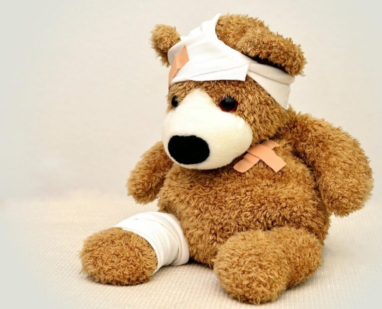 injured chicken