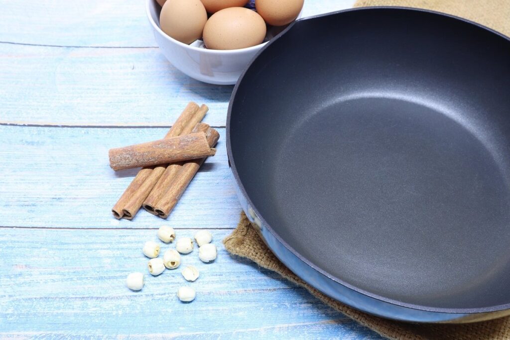 cinamon queen egg color