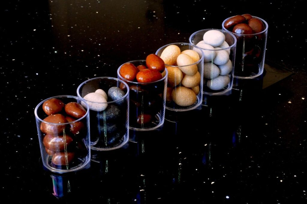 dark chocolate eggs marans